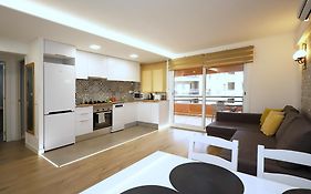 Domus